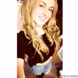 Meet your Posher, Bria